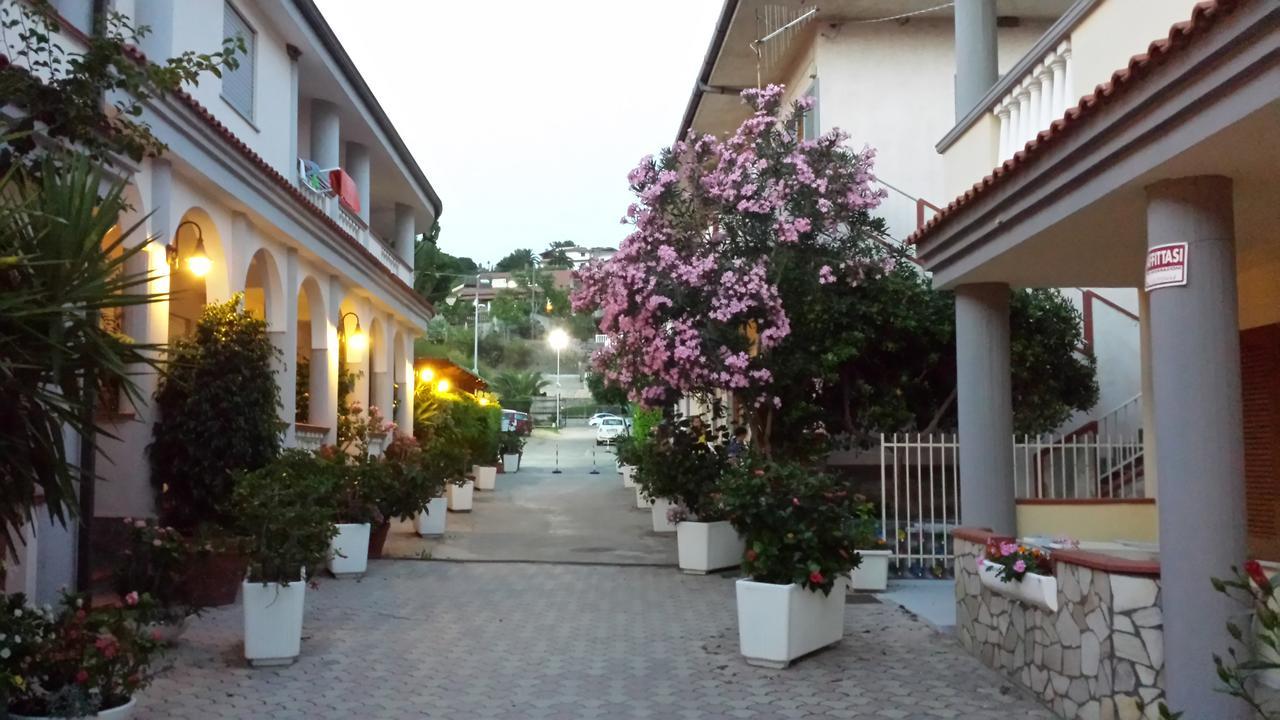 Villaggio Albergo Da Ciccio Sul Mare Капо-Ватикано Экстерьер фото
